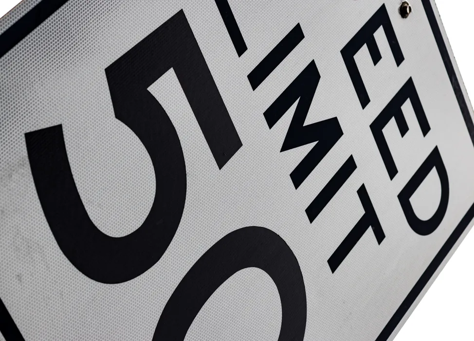 50-speed-limit-sign